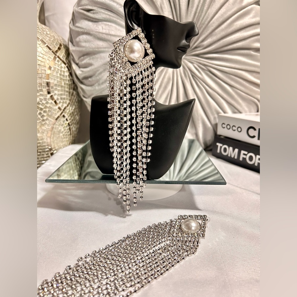 Earrings fashion luxury jewelry boutique earrings